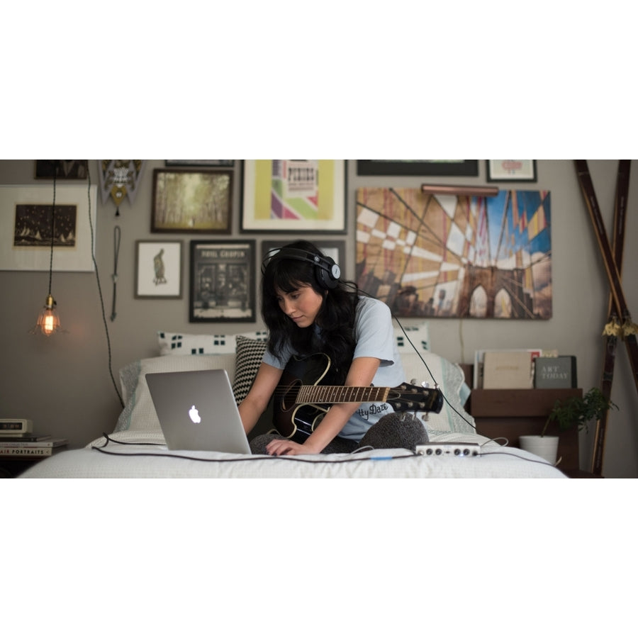 Life-Style Image for AKG K72 Closed-Back Studio Headphones