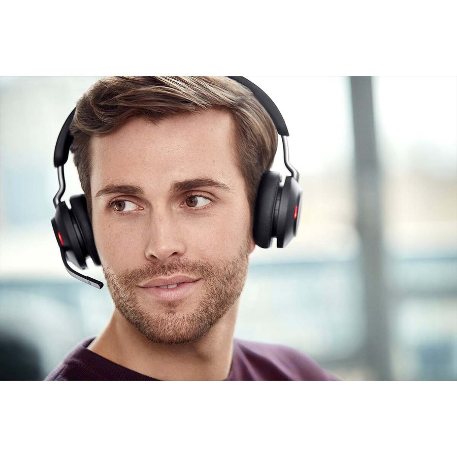 Alternate-Image3 Image for Jabra Evolve2 65 Headset With Charging Stand