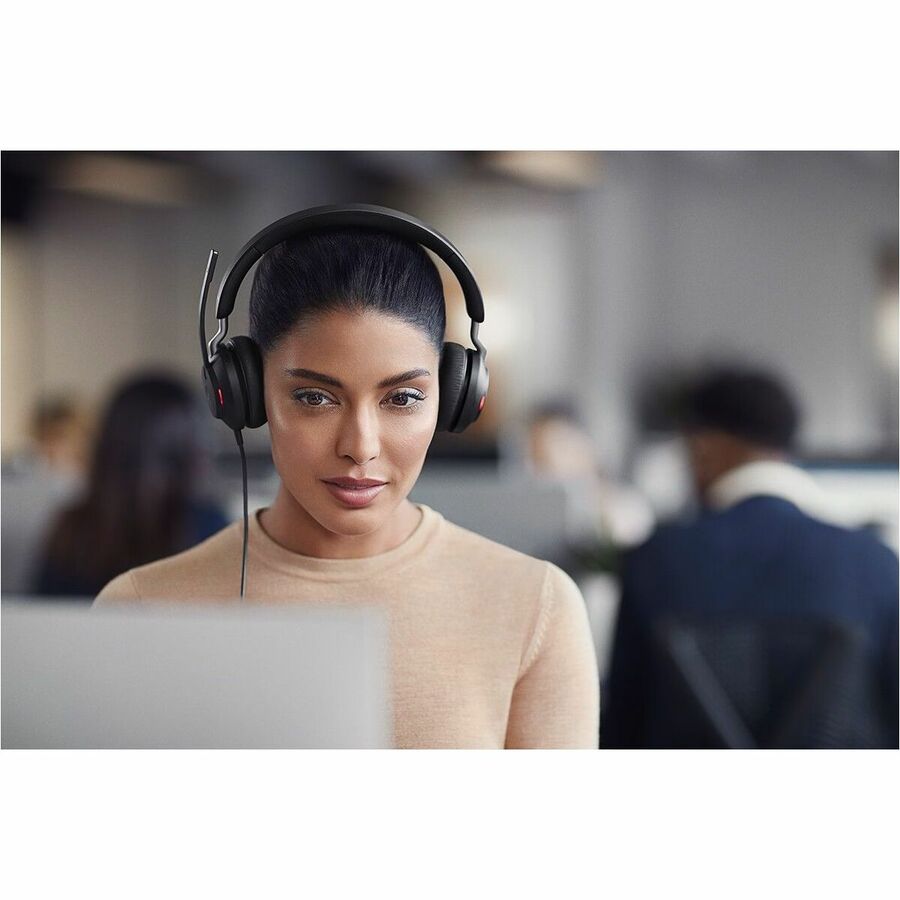 Life-Style Image for Jabra Evolve2 40 SE Headset