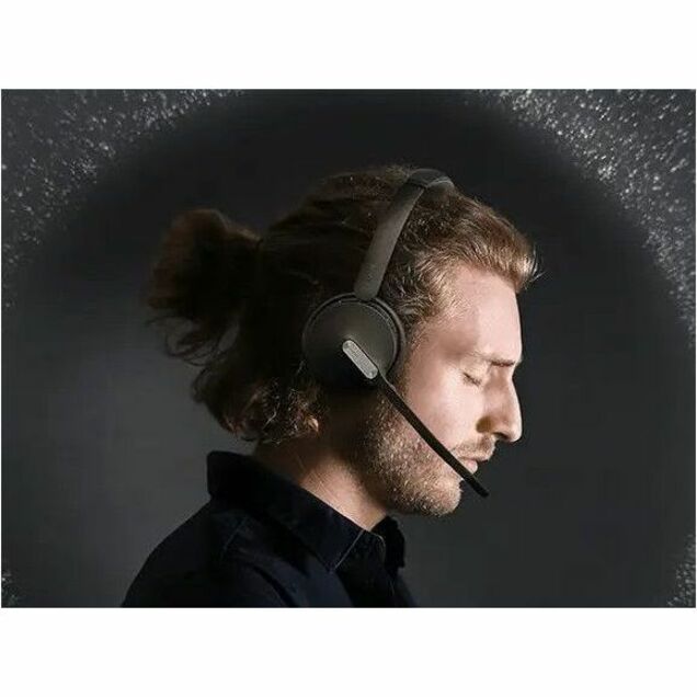 Alternate-Image1 Image for Yealink BH70 Headset