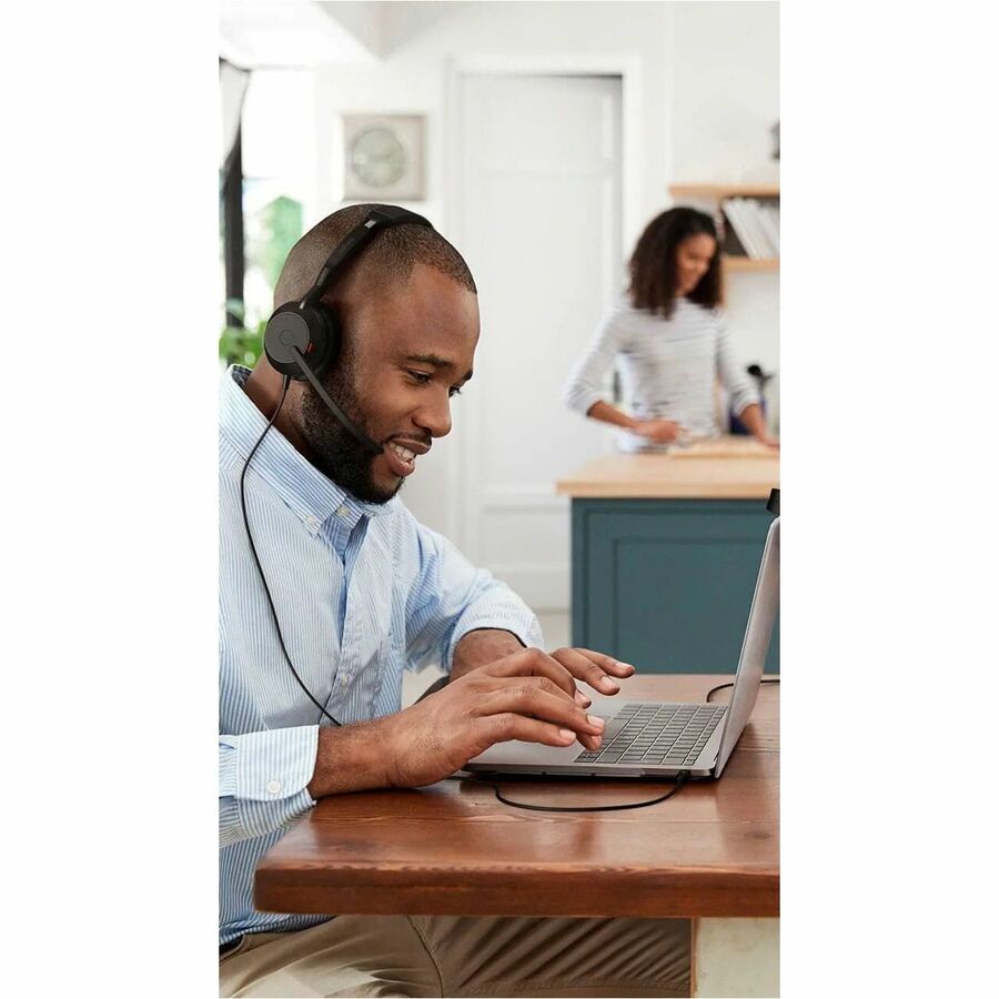Alternate-Image1 Image for Jabra Evolve2 50 Headset